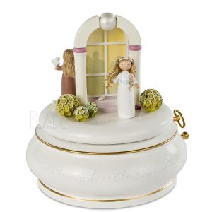 Spieldose "Drei Haselnüsse für Aschenbrödel"