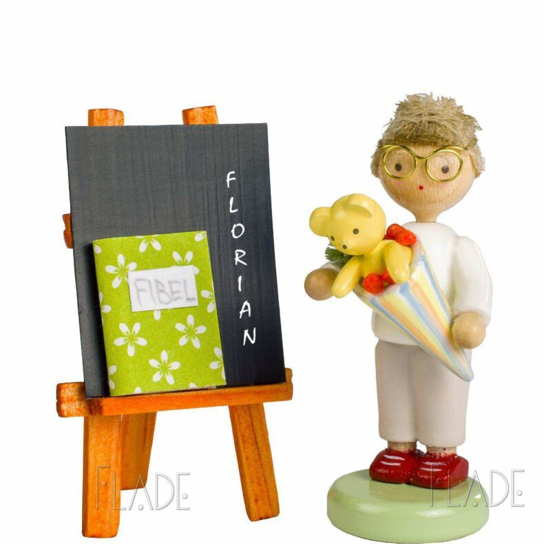 Junge mit Schultüte, Tafel und Fibel <br>individualisierbar