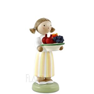 Mädchen mit Obstteller