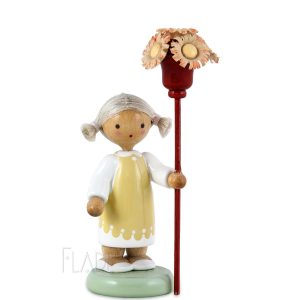Mädchen mit Blütenzepter