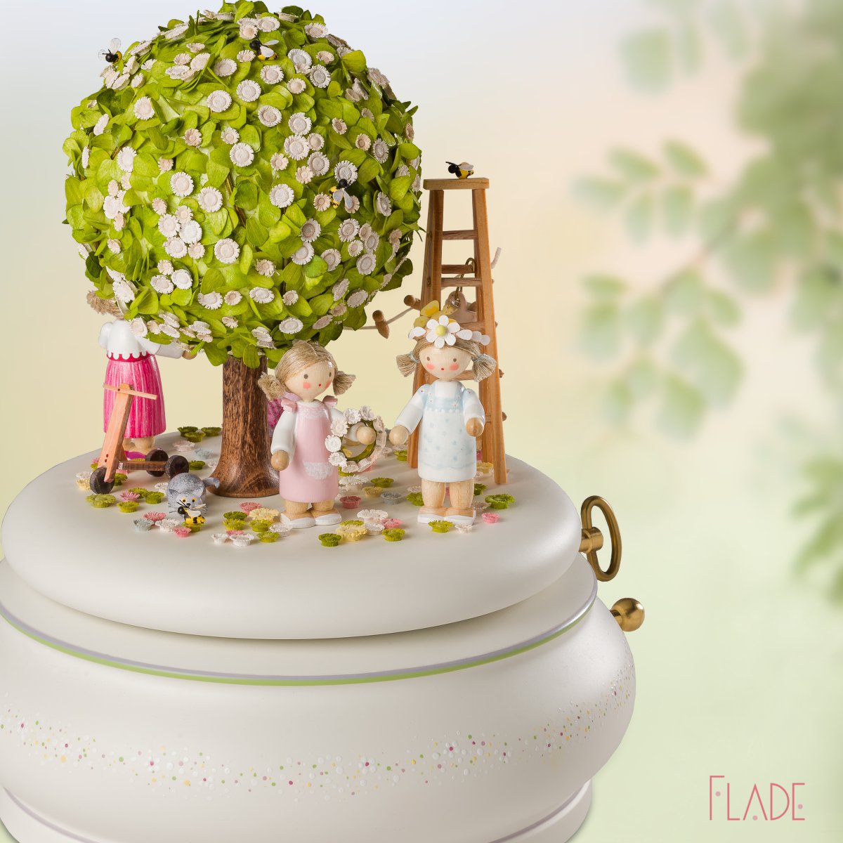 Spieldose "Der alte Kirschbaum" - Frühling – Bild 3